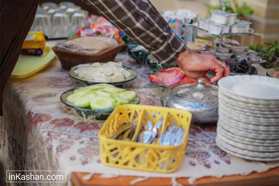 میز صبحانه در کاشان