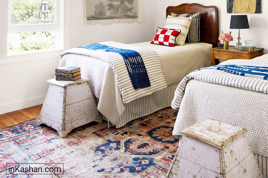 مدل فرش وینتیج روشن در اتاق خواب