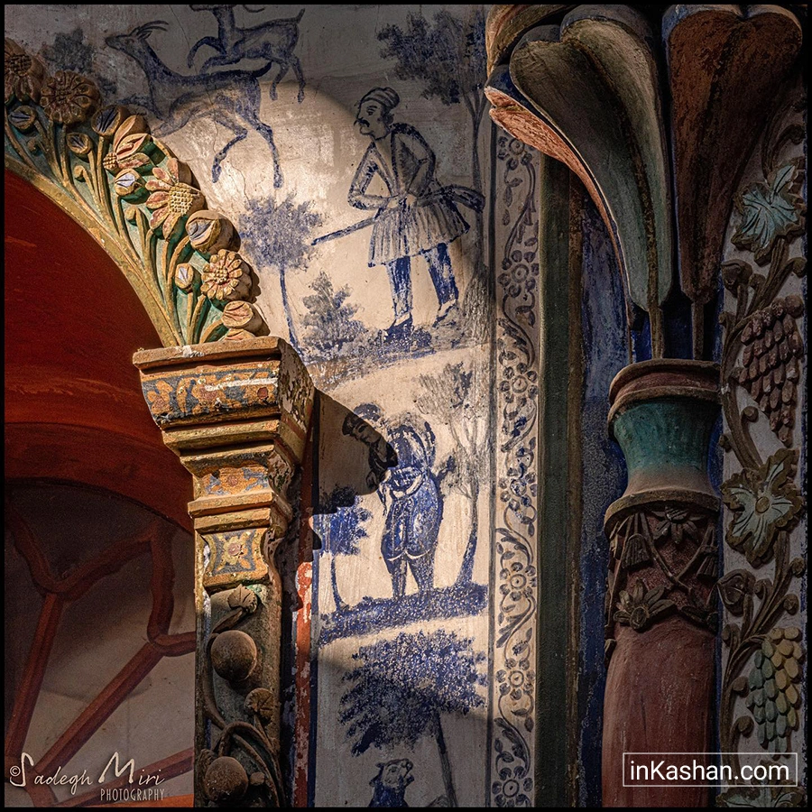 نقاشی‌ها و دیوار نگاره‌ها و طرح‌های خانه بروجردی‌ها