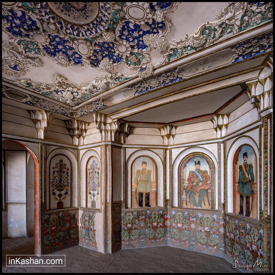 نقاشی‌ها و دیوار نگاره‌ها و طرح‌های خانه بروجردی‌ها